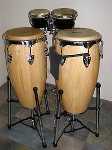 2 Congas (devant)