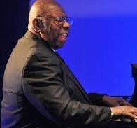 Oliver Jones
