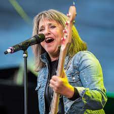 Suzi Quatro