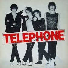  Téléphone